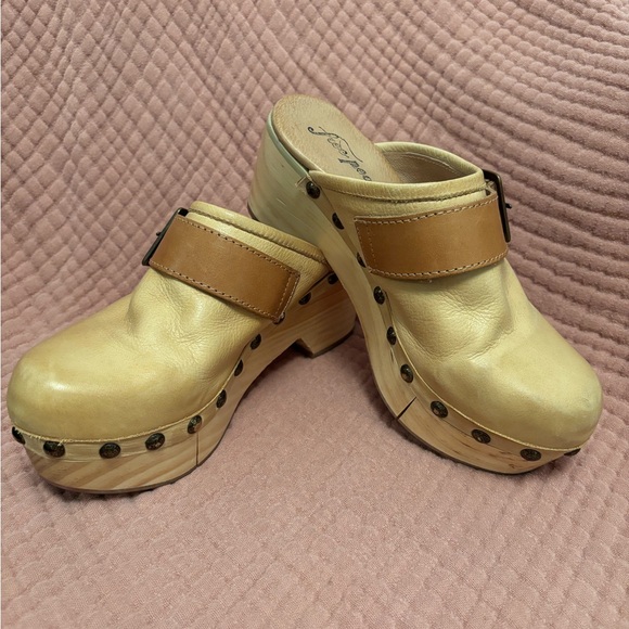Free People Shoes - Free People Leather Wooden Clog Sandals Tan Brown Size 37 (US 7)